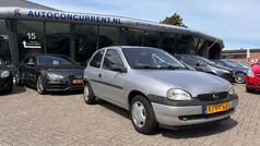 Grijs Gebruikt 1998 Opel Corsa Hatchback | € 750 (Goede deal)