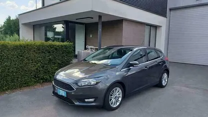 Occasion Ford Focus SYNC Edition 101 PK (74 kW) 2018 Grijs Sedan
