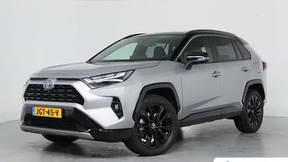 Gebruikt 2025 Toyota RAV4 Hybrid Style SUV | € 45.895 (Eerlijke prijs)