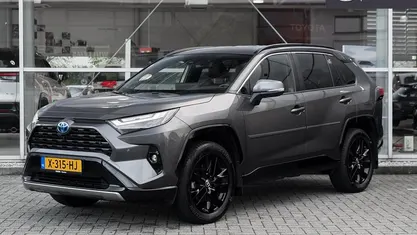 Gebruikt 2023 Toyota RAV4 Hybrid Style SUV | € 42.549 (Eerlijke prijs)