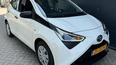 Wit Gebruikt 2019 Toyota Aygo Hatchback | € 7.995 (Goede deal)