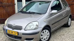 Gebruikt 2004 Toyota Yaris Hatchback | € 999 (Eerlijke prijs)