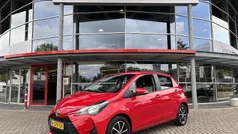 Rood Gebruikt 2020 Toyota Yaris Connect Style Hatchback | € 14.245 (Eerlijke prijs)