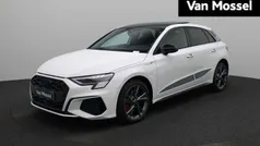 Wit Gebruikt 2024 Audi A3 Sportback e-tron Competition Sedan | € 43.900 (Eerlijke prijs)