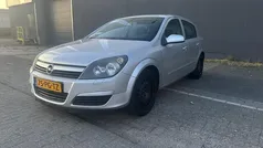 Gebruikt 2004 Opel Astra Enjoy Hatchback | € 2.999 (Eerlijke prijs)