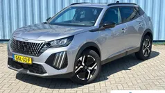 Grijs Gebruikt 2024 Peugeot 2008 Allure SUV | € 24.095 (Goede deal)
