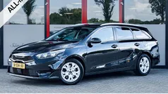 Zwart Gebruikt 2022 Kia Ceed Stationwagen | € 16.950 (Eerlijke prijs)