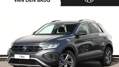 Gebruikt 2025 VW T-Roc Edition SUV | € 34.550 (Super prijs)