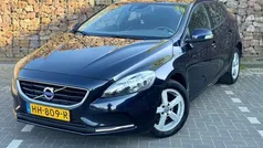 Gebruikt 2015 Volvo V40 Business Edition Stationwagen | € 6.499 (Eerlijke prijs)