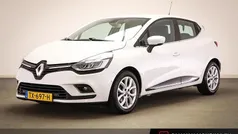 Wit Gebruikt 2018 Renault Clio IV Intens Hatchback | € 10.745 (Eerlijke prijs)