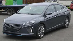 Grijs Gebruikt 2016 Hyundai Ioniq Premium Sedan | € 14.900 (Eerlijke prijs)