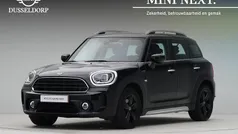 Zwart Gebruikt 2020 Mini Cooper Countryman Pepper SUV | € 25.950 (Eerlijke prijs)