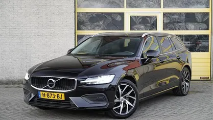 Occasion 2020 Volvo V60 Momentum Stationwagen | € 20.950 (Eerlijke prijs)