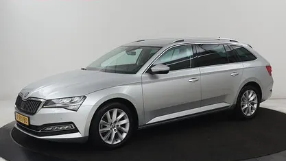 Occasion 2020 Skoda Superb Business Line Stationwagen | € 16.900 (Goede deal)