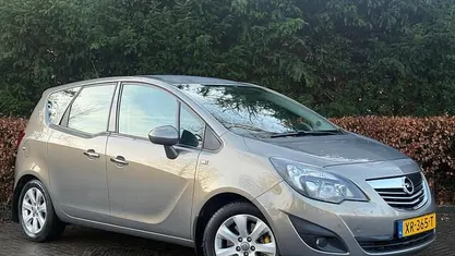 Occasion 2010 Opel Meriva Cosmo MPV | € 5.400 (Eerlijke prijs)