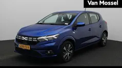 Blauw Gebruikt 2024 Dacia Sandero Expression Hatchback | € 19.435 (Eerlijke prijs)