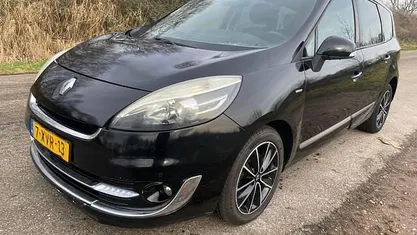 Occasion 2012 Renault Grand Scénic III Bose Edition MPV | € 2.950 (Super prijs)