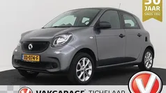 Grijs, metallic lak Gebruikt 2018 Smart ForFour Hatchback | € 11.399 (Eerlijke prijs)