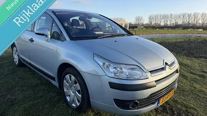 Occasion 2005 Citroën C4 Prestige Hatchback | € 2.199 (Eerlijke prijs)