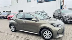 Grijs Gebruikt 2021 Toyota Yaris Sedan | € 16.950 (Eerlijke prijs)
