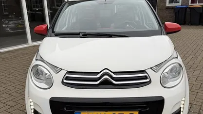 Wit Occasion 2019 Citroën C1 Shine Hatchback | € 9.399 (Eerlijke prijs)