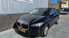 Zwart Gebruikt 2023 BMW 225 Active Tourer Comfort Edition MPV | € 29.950 (Goede deal)