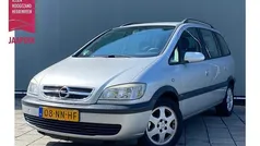 Grijs Gebruikt 2004 Opel Zafira Comfort MPV | € 999 (Eerlijke prijs)