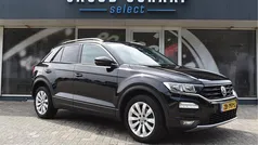 Zwart Gebruikt 2019 VW T-Roc Style SUV | € 22.500 (Eerlijke prijs)