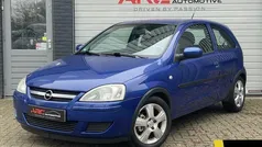 Blauw Gebruikt 2004 Opel Corsa Hatchback | € 1.850 (Eerlijke prijs)