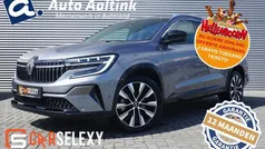 Grijs Gebruikt 2023 Renault Espace Techno MPV | € 39.235 (Eerlijke prijs)