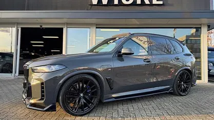 Grijs Occasion 2023 BMW X5 SUV | € 92.400 (Eerlijke prijs)