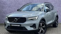 Grijs Gebruikt 2024 Volvo XC40 Plus SUV | € 42.899 (Eerlijke prijs)