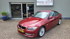 Rood Gebruikt 2011 BMW 320 Sport Line Coupé | € 12.950 (Duur)
