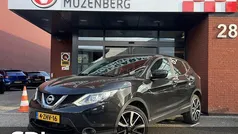 Zwart Gebruikt 2015 Nissan Qashqai SUV | € 12.945 (Eerlijke prijs)