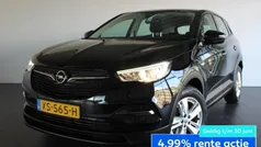 Zwart, metallic lak Gebruikt 2019 Opel Grandland X Business SUV | € 13.930 (Eerlijke prijs)