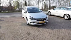 Grijs Gebruikt 2016 Opel Astra Edition Stationwagen | € 7.944 (Eerlijke prijs)