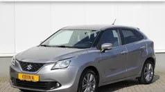 Grijs, metallic lak Gebruikt 2017 Suzuki Baleno Exclusive Hatchback | € 12.450 (Eerlijke prijs)