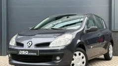 Gebruikt 2008 Renault Clio II Hatchback | € 3.950 (Eerlijke prijs)