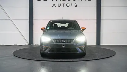 Grijs Occasion 2019 Seat Ibiza Business Hatchback | € 13.900 (Eerlijke prijs)