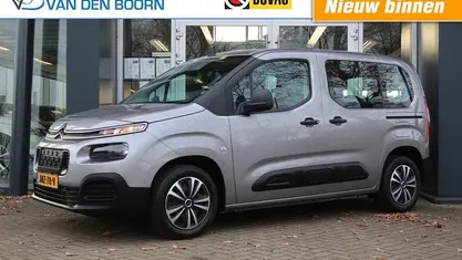 Grijs Gebruikt 2019 Citroën Berlingo PureTech MPV | € 16.950 (Eerlijke prijs)