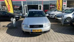 Grijs, metallic lak Gebruikt 2003 Audi A4 Exclusive Sedan | € 2.750 (Eerlijke prijs)