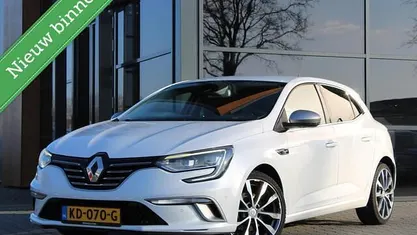 Wit Occasion 2016 Renault Mégane GT Line Bose Edition Hatchback | € 8.950 (Eerlijke prijs)