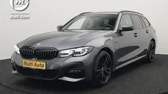 Grijs Gebruikt 2022 BMW 330 M Sport Stationwagen | € 34.740 (Eerlijke prijs)