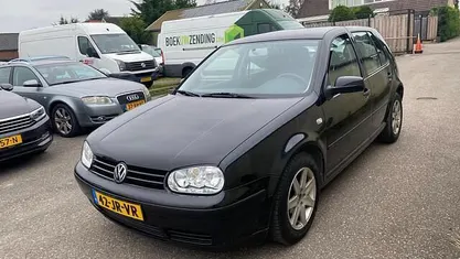 Occasion VW Golf IV 75 PK (55 kW) 2002 Zwart Hatchback