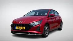 Rood Gebruikt 2024 Hyundai i20 Comfort Hatchback | € 20.489 (Eerlijke prijs)