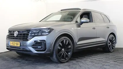 Occasion VW Touareg R-line 286 PK (210 kW) 2019 Grijs, metallic lak SUV