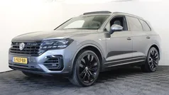 Grijs, metallic lak Gebruikt 2019 VW Touareg R-line SUV | € 39.999 (Eerlijke prijs)