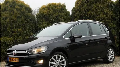 Occasion 2016 VW Golf Sportsvan Highline MPV | € 12.890 (Eerlijke prijs)
