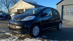 Zwart Gebruikt 2008 Peugeot 107 Hatchback | € 2.299 (Eerlijke prijs)
