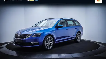 Blauw Occasion 2017 Skoda Octavia Business Line Stationwagen | € 17.025 (Eerlijke prijs)